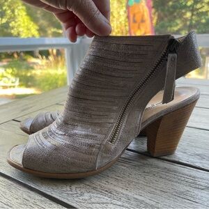 Paul Green Cayanne Metallic Peep-Toe Ankle Bootie Sandals Womens Size 7.5